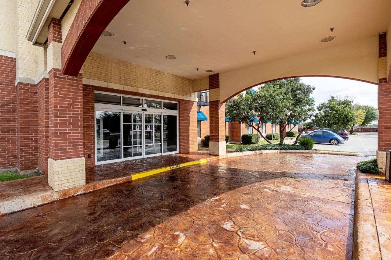 Quality Suites San Antonio Northeast Extérieur photo