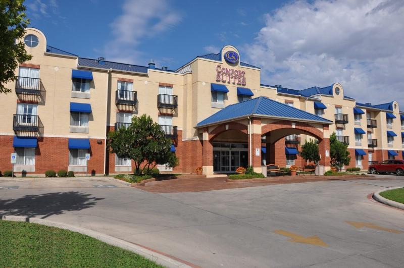 Quality Suites San Antonio Northeast Extérieur photo